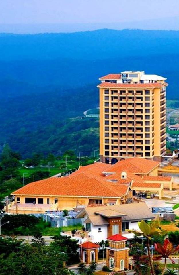 Services  The Country Club amenities includes: locker rooms with jacuzzi, sauna, steam bath & massage, a Fitness Center w/ state-of-the art gym equipment, restaurants offering a variety of international specialty cuisines, a KTV bar, two (2) indoor badminton courts with taraflex flooring, a wood-floored indoor basketball court, an eight (8)-lane bowling center, an indoor tennis court with shell flooring, Indoor table tennis, children's recreation and learning center, an infinity swimming sool, pro-shop, an internet cafe and game room, business center, etc.  The Country Club caters to its associate members, who are the lot/home and condo owners.  Limited membership slots for the public will soon be available. Ready to enjoy better health, higher energy levels, and physical wellness? Our programs are proven to help people of all ages, sizes, and fitness levels to attain well-being, strength, and relaxation.   Drop by anytime to see our facilities and learn more about our program - you can contact us here.